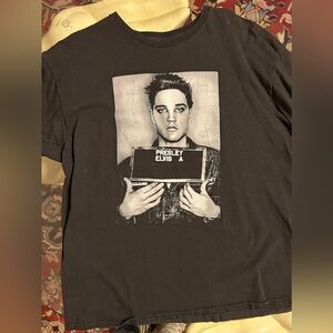 Elvis Presley t shirt size extra large